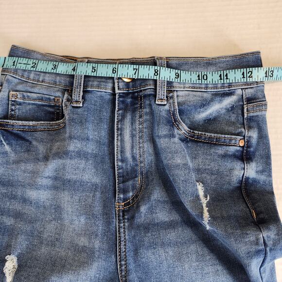 Celebrity Pink Junior's Distressed Skinny High Waist Jeans Size 5 Stretch - Picture 10 of 13